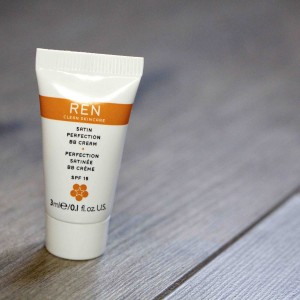 La BB crème de REN : produit teint sans silicones