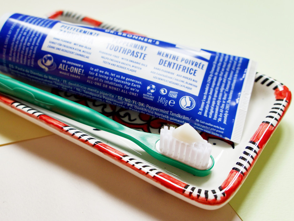 Dentifrice bio Dr Bronner